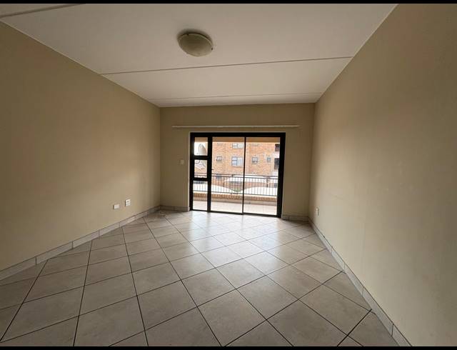 3 BEDROOM FLAT FOR SALE IN WALDRIFT